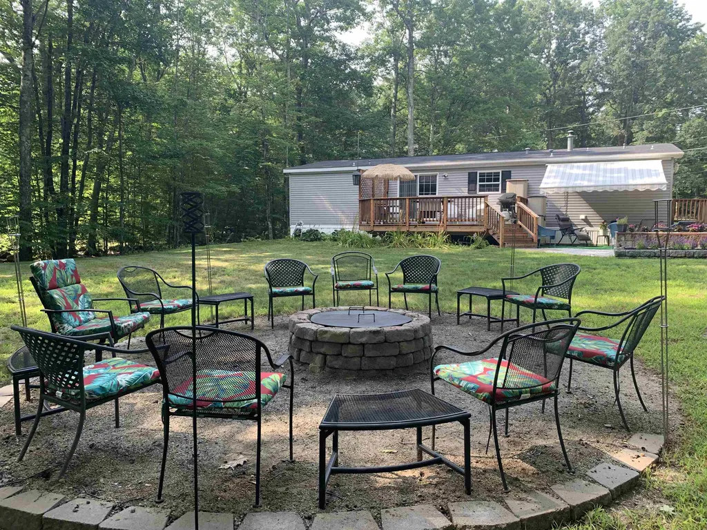 11 Julia Avenue Rochester NH 03867