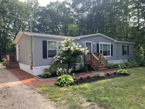 11 Julia Avenue Rochester NH 03867