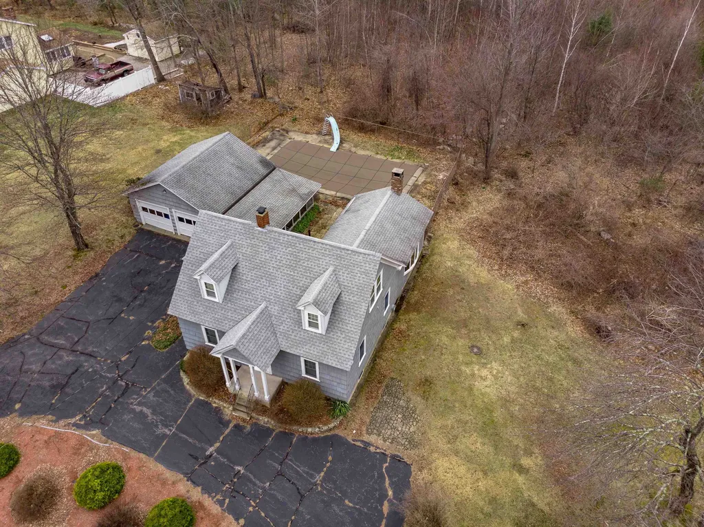 1804 Wellington Road Manchester NH 03104