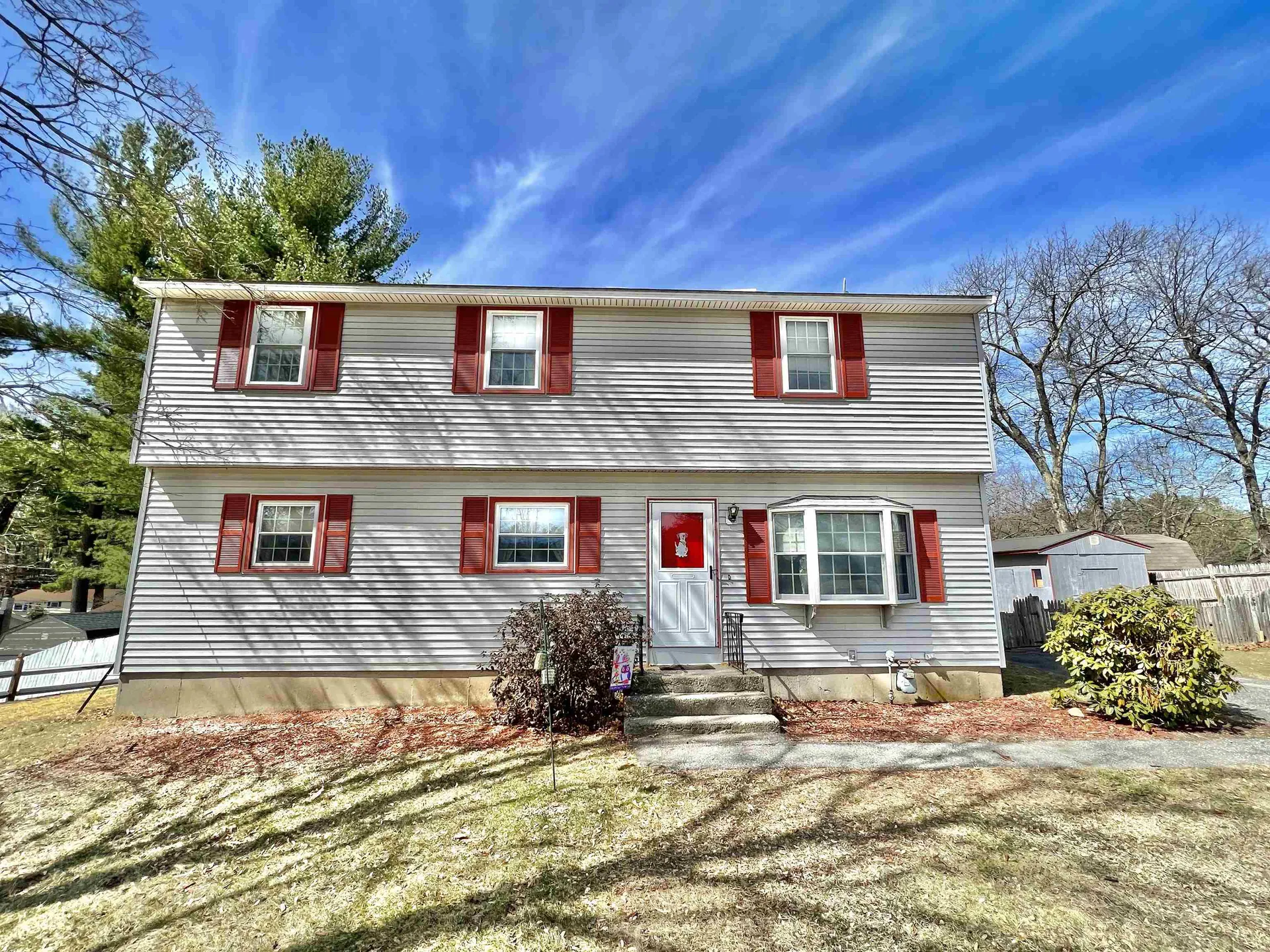 32 Langholm Drive Nashua NH 03062