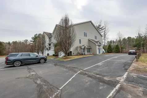 3 Maple Ridge Drive Merrimack NH 03054