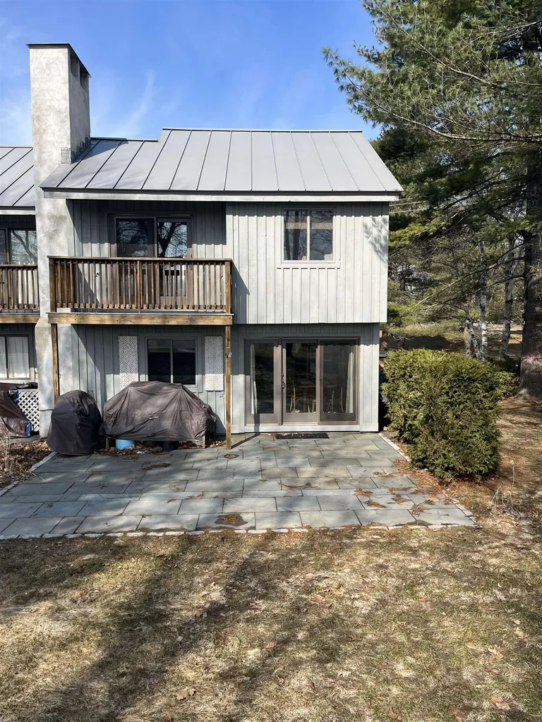 860 Murphys Road Hartford VT 05059