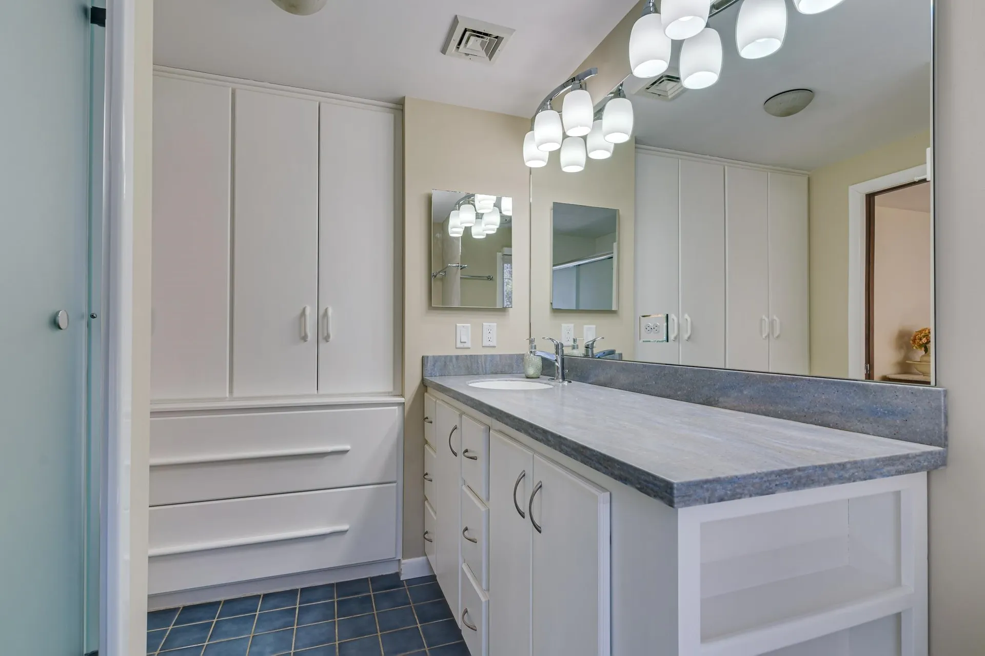 16 Laurel Lane Durham NH 03824