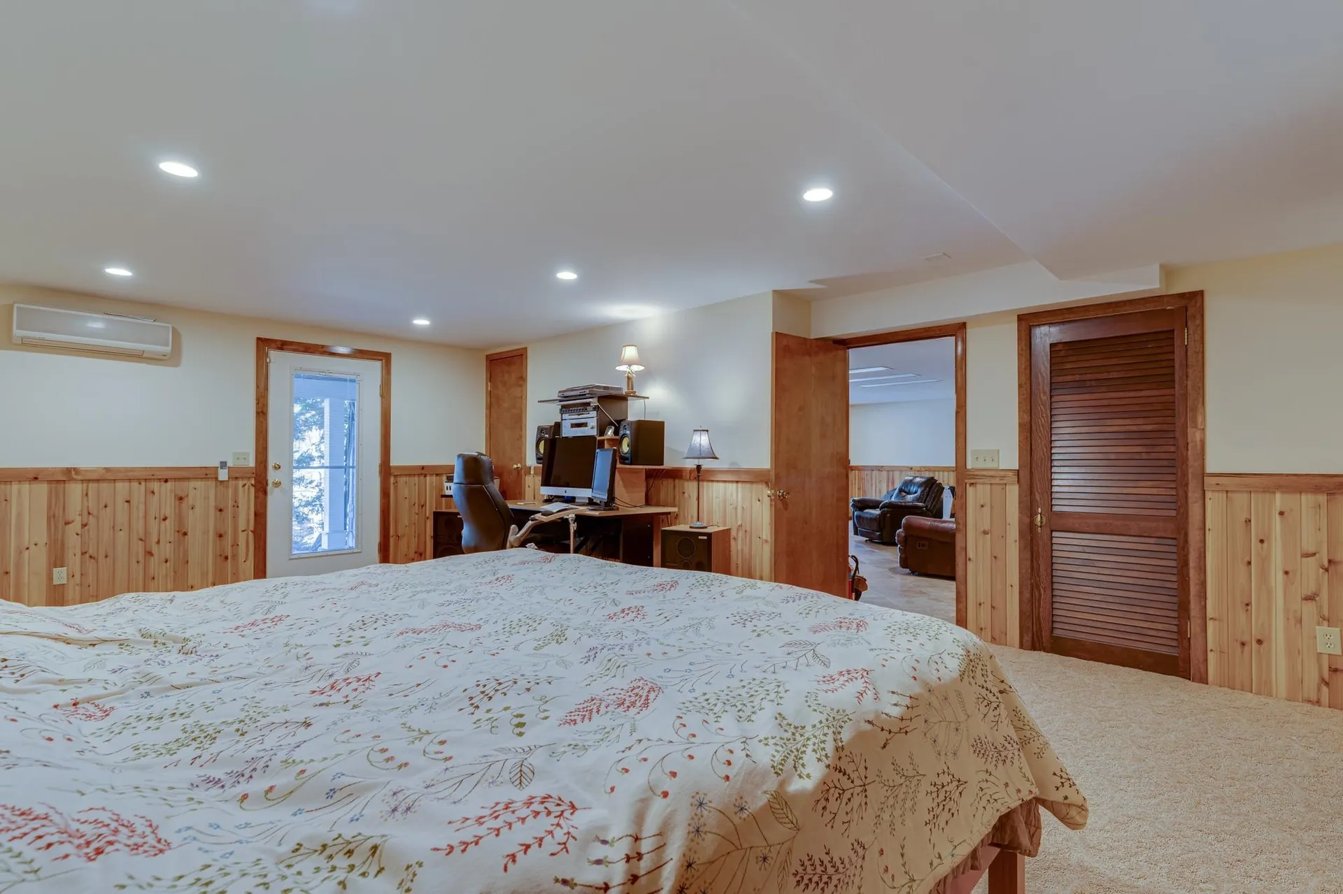 16 Laurel Lane Durham NH 03824