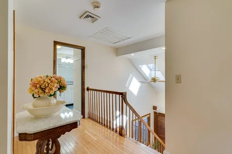 16 Laurel Lane Durham NH 03824