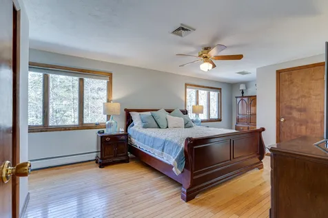 16 Laurel Lane Durham NH 03824
