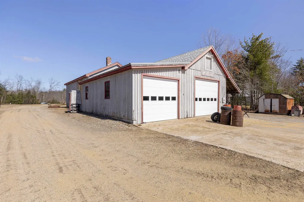 20 Leeanna Drive Barrington NH 03825