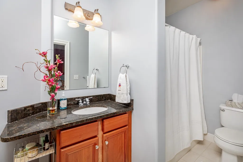 22 K Street Hampton NH 03842