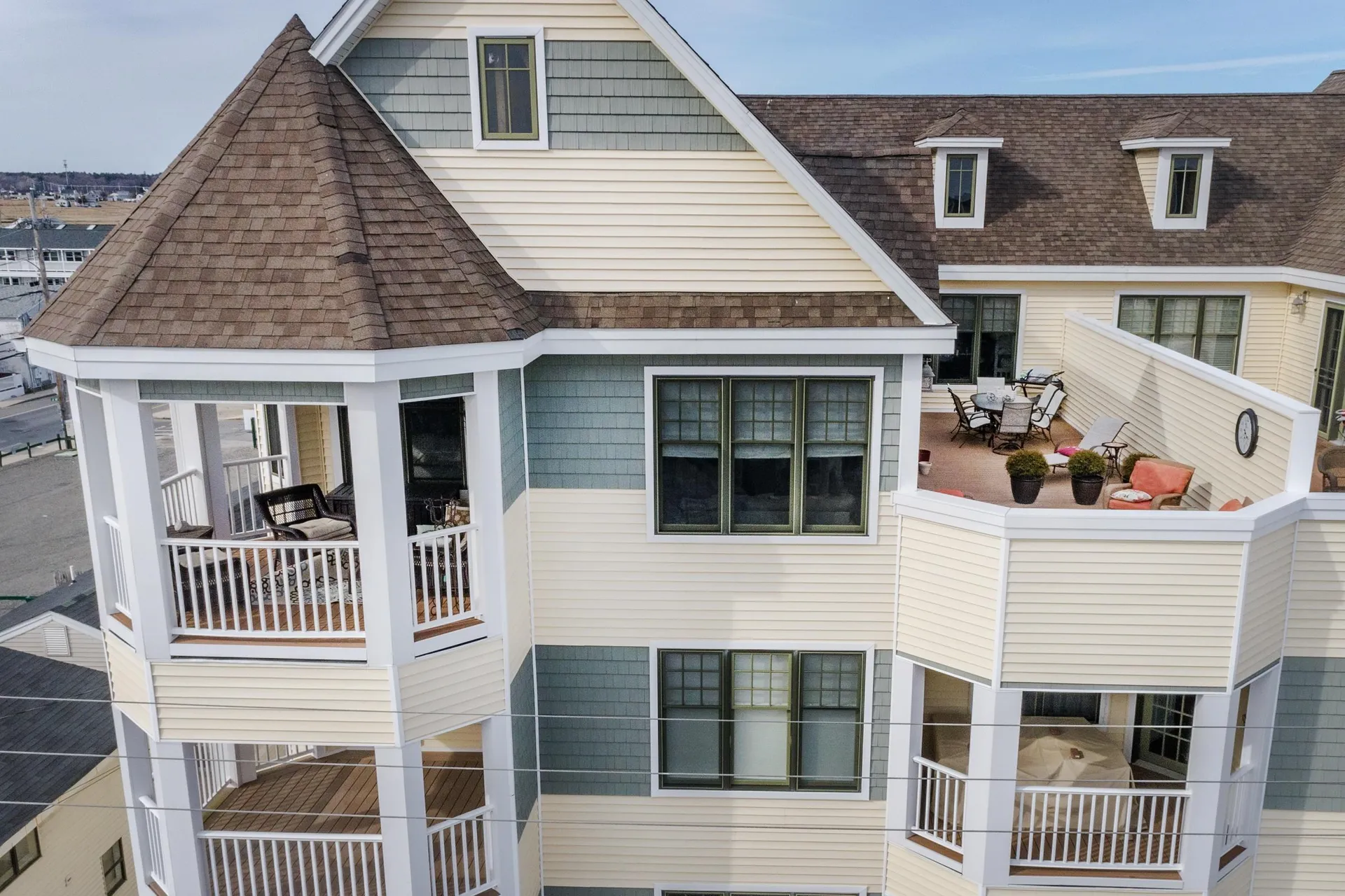 22 K Street Hampton NH 03842