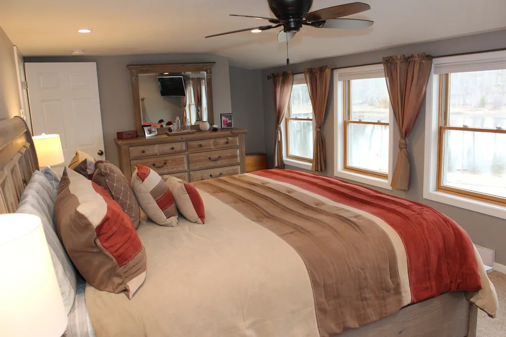 33 Sleepy Hollow Lane Epsom NH 03234