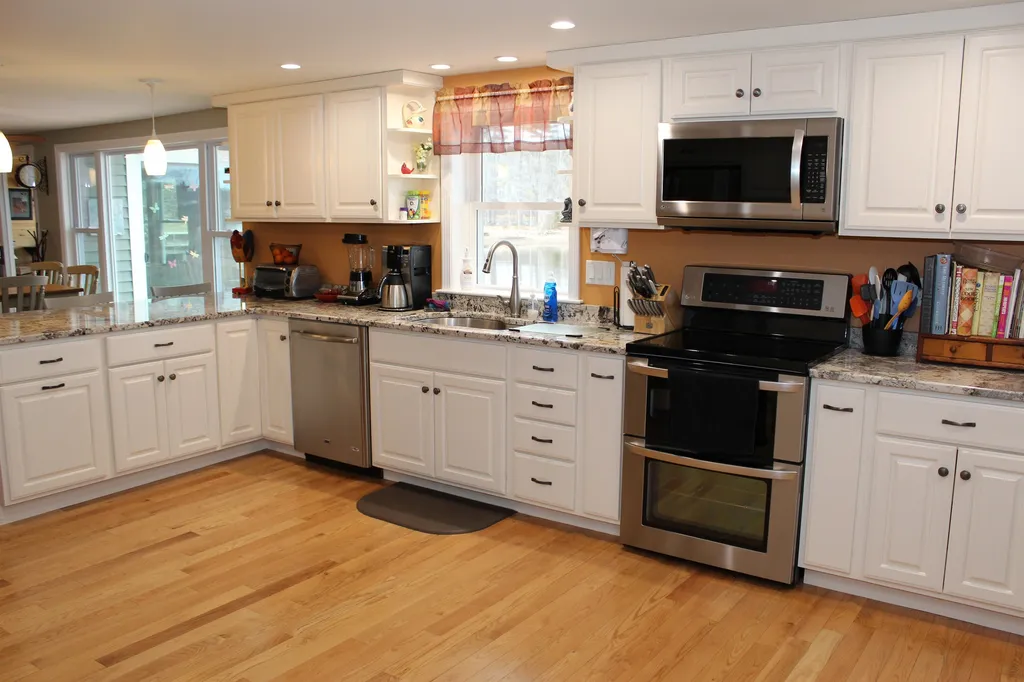 33 Sleepy Hollow Lane Epsom NH 03234