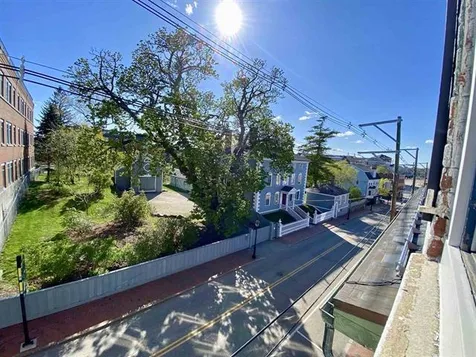 129 Market Street Portsmouth NH 03801