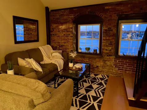 129 Market Street Portsmouth NH 03801