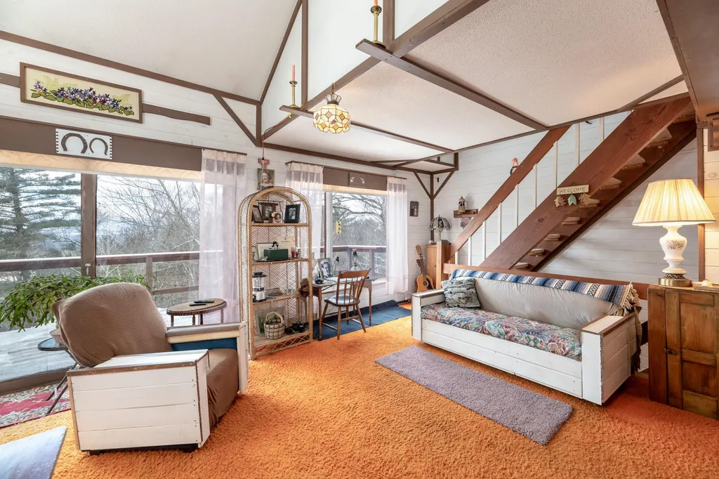21 Mclaren Drive Campton NH 03223