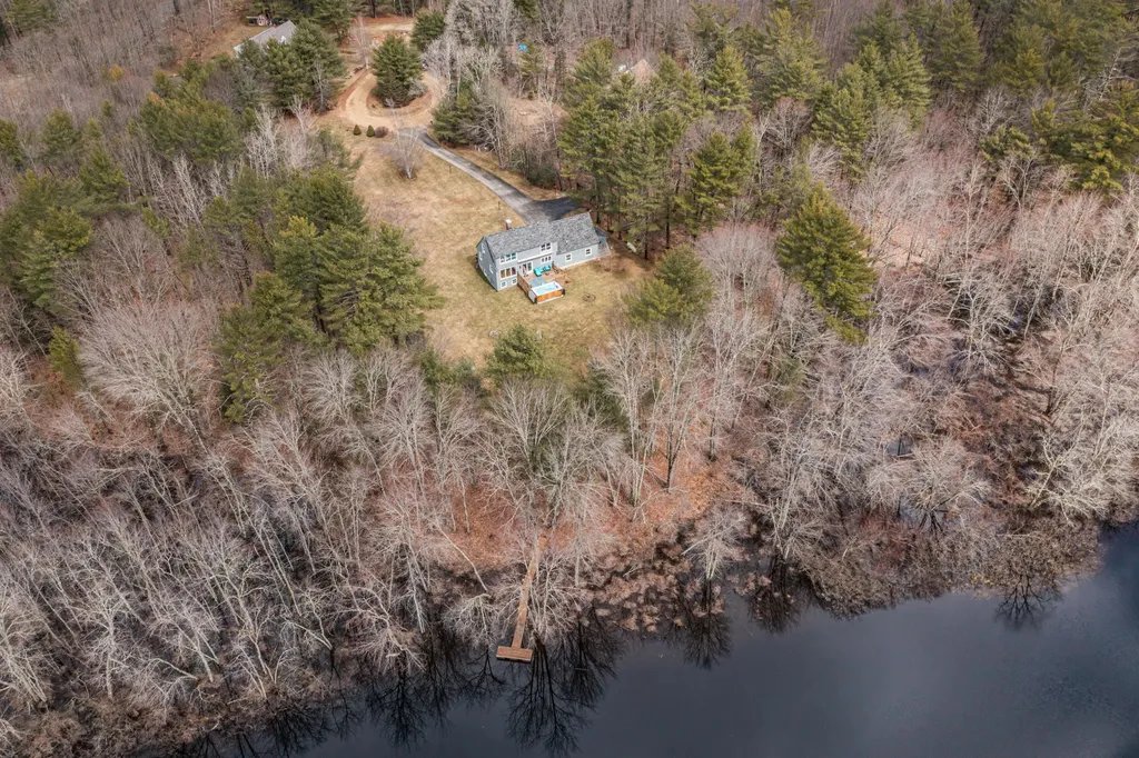 35 Wellington Way Barrington NH 03825