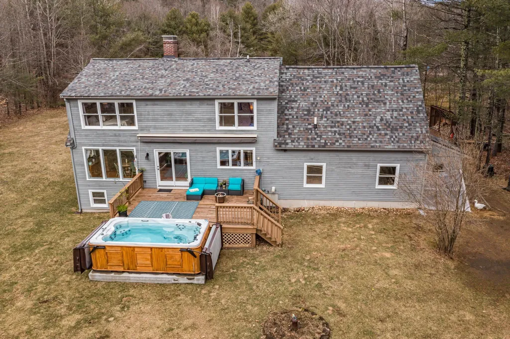 35 Wellington Way Barrington NH 03825