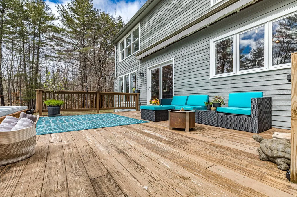 35 Wellington Way Barrington NH 03825
