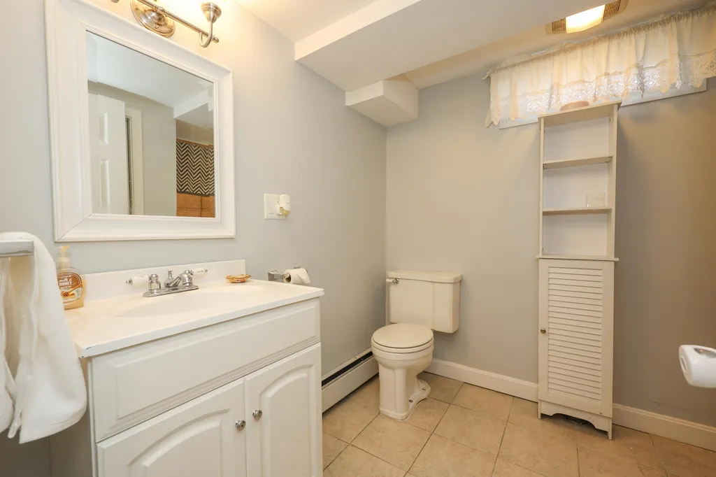 27 Fifield Street Nashua NH 03060