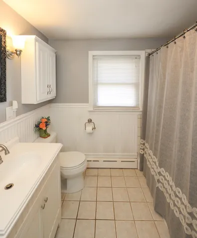 27 Fifield Street Nashua NH 03060
