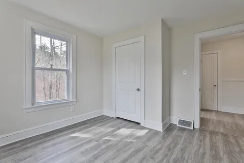 183 Depot Road Auburn NH 03032