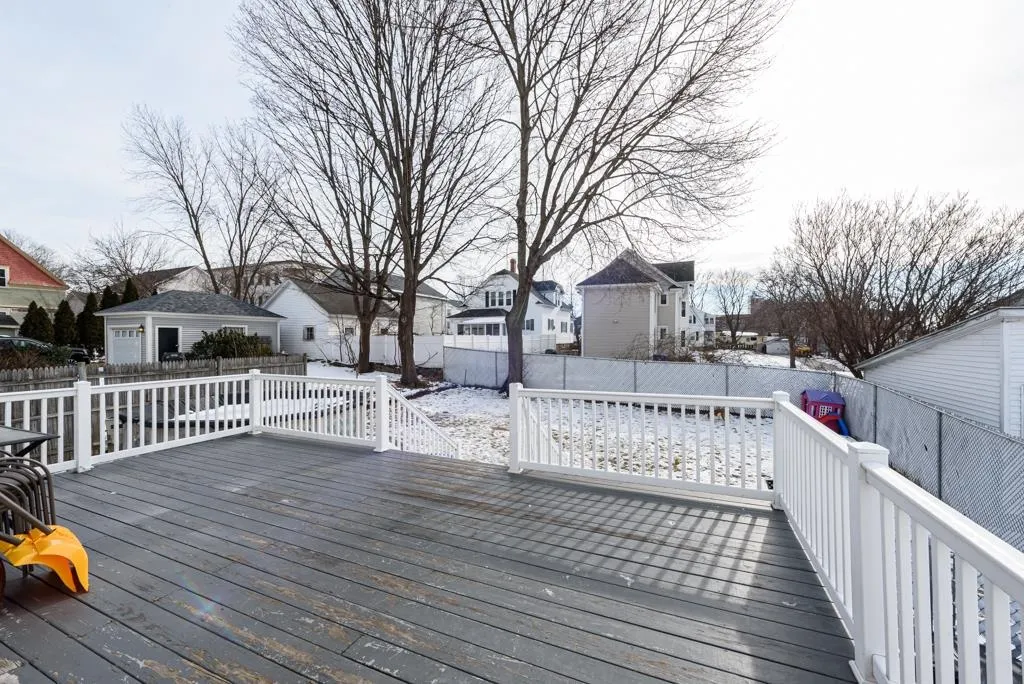 621 Lake Avenue Manchester NH 03103