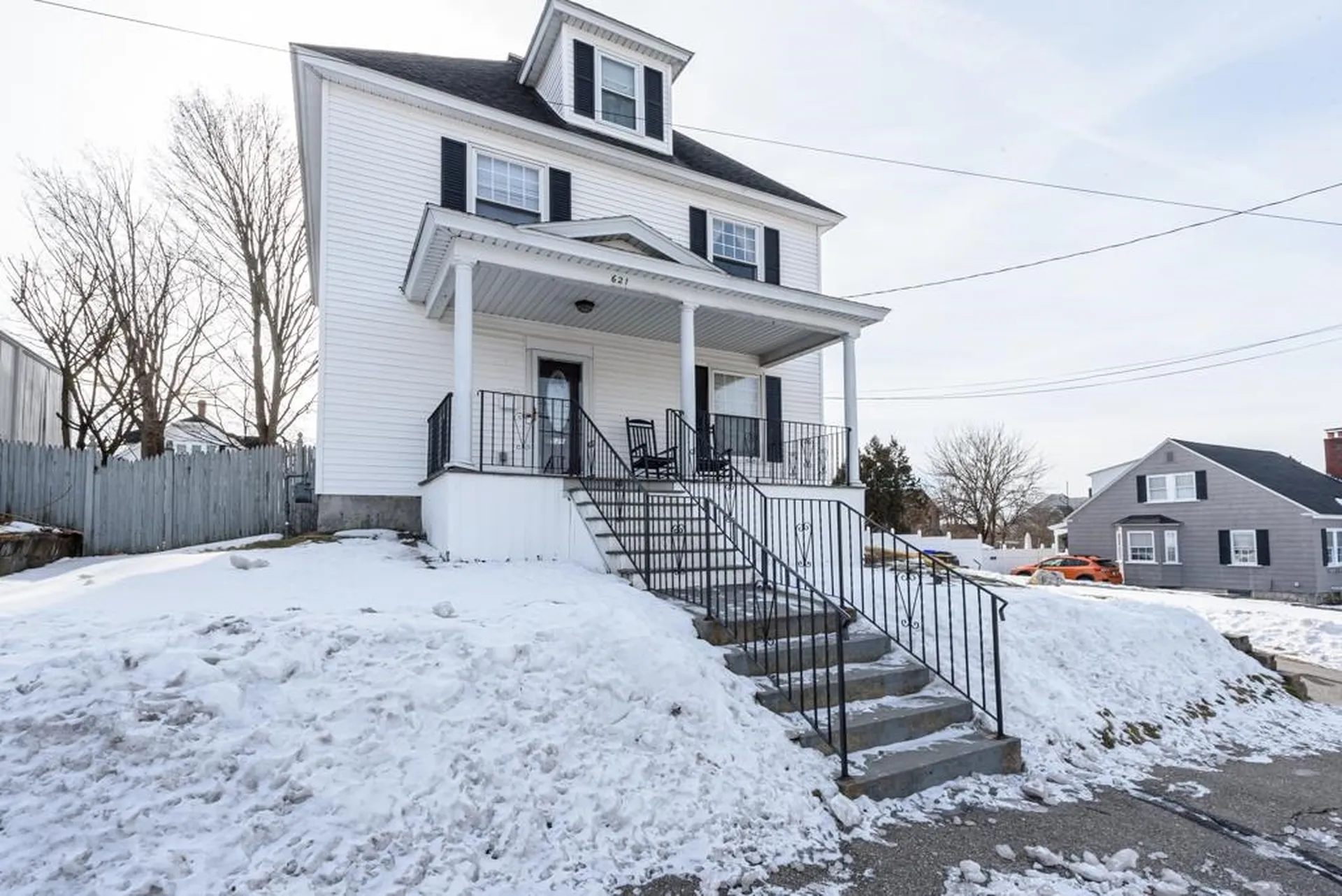 621 Lake Avenue Manchester NH 03103