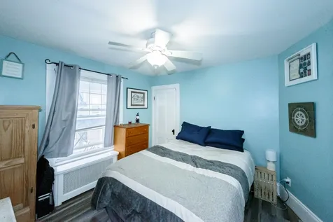 621 Lake Avenue Manchester NH 03103