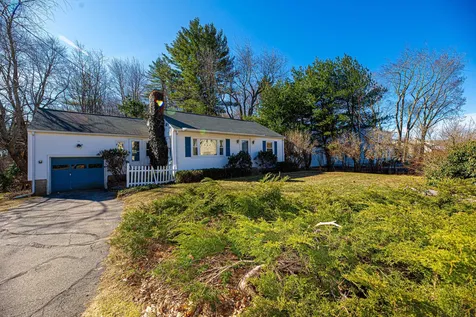 370 Wallis Road Rye NH 03870