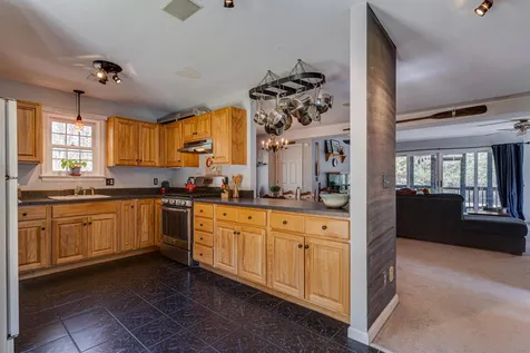 21 Doe Farm Lane Newmarket NH 03857