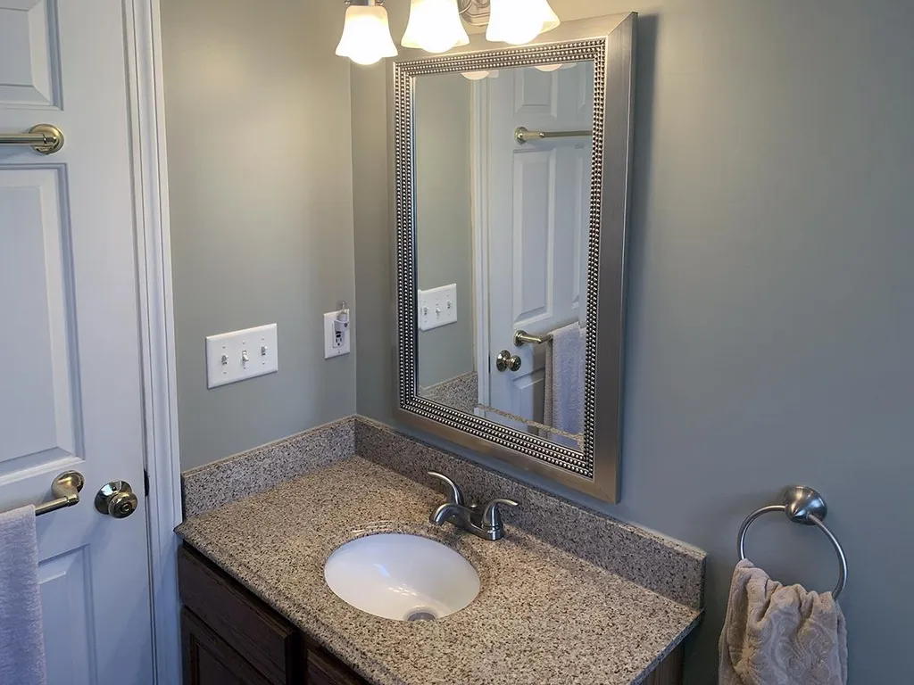 6 Brittany Circle Pembroke NH 03275