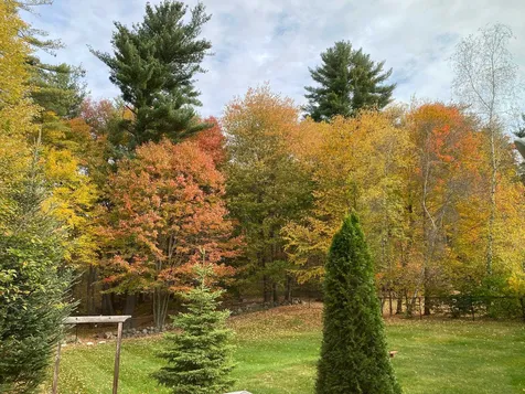 6 Brittany Circle Pembroke NH 03275