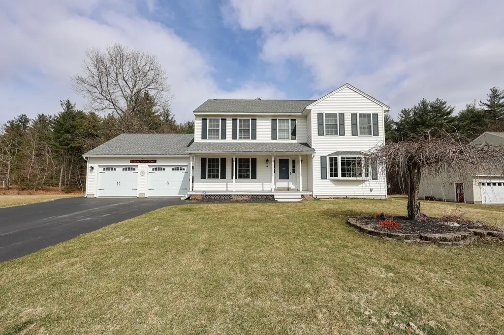 6 Sunflower Lane Londonderry NH 03053