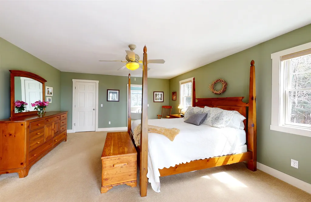390 Bear Creek Lane Waterbury VT 05677