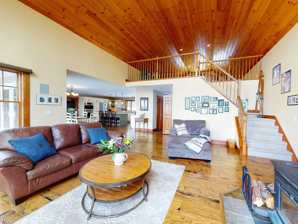 390 Bear Creek Lane Waterbury VT 05677