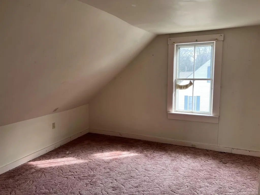 128 Weston Heights Windsor VT 05089