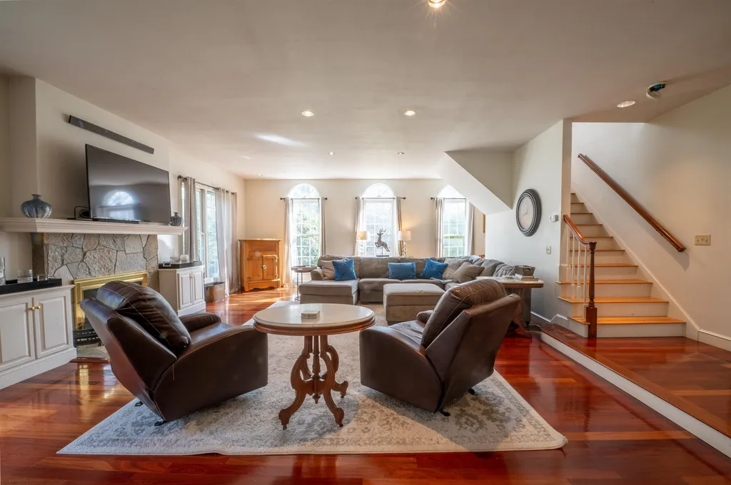 7 Hunter Drive Hampton NH 03842