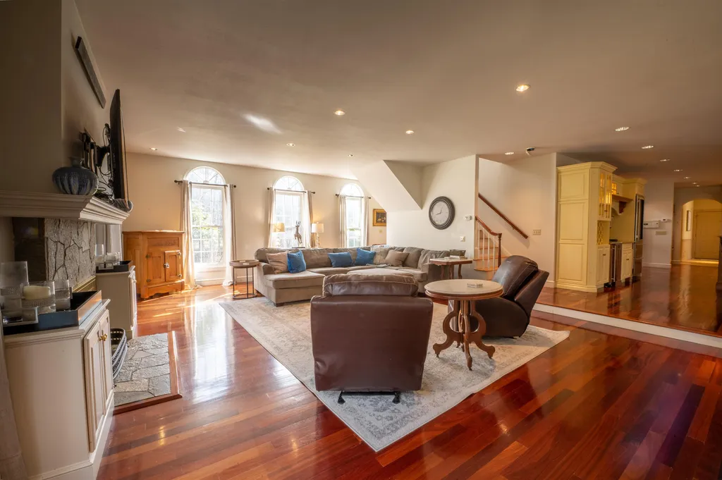7 Hunter Drive Hampton NH 03842