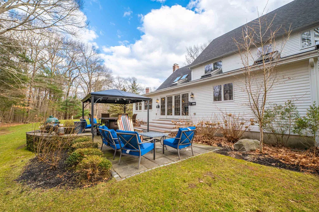 7 Hunter Drive Hampton NH 03842