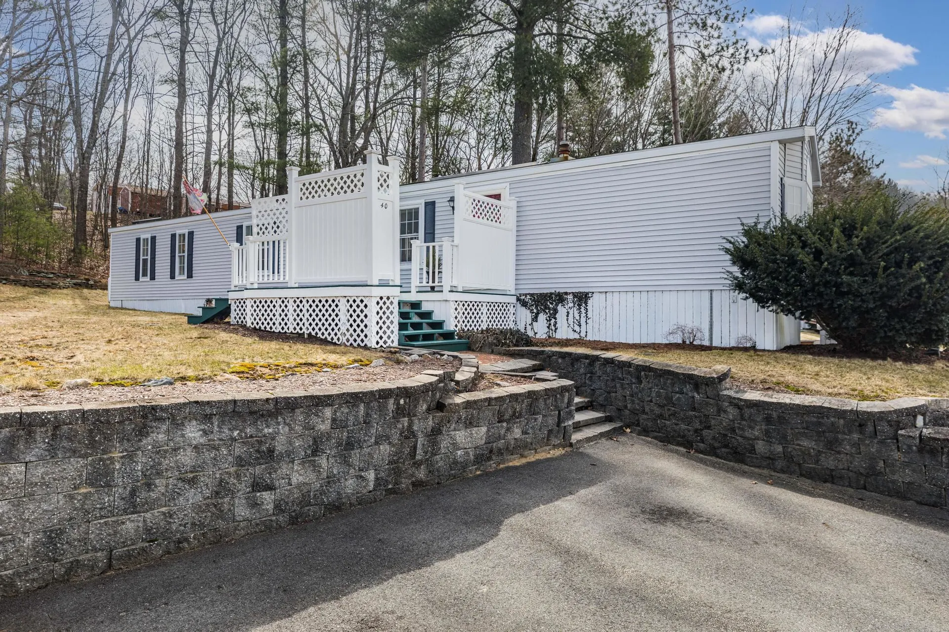 40 Gooseberry Circle Rochester NH 03867