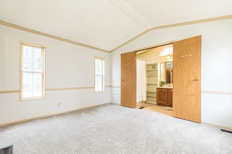 40 Gooseberry Circle Rochester NH 03867