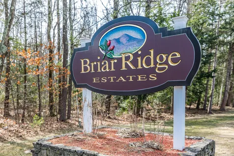 40 Gooseberry Circle Rochester NH 03867
