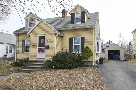 65 Hamblet Street Manchester NH 03103