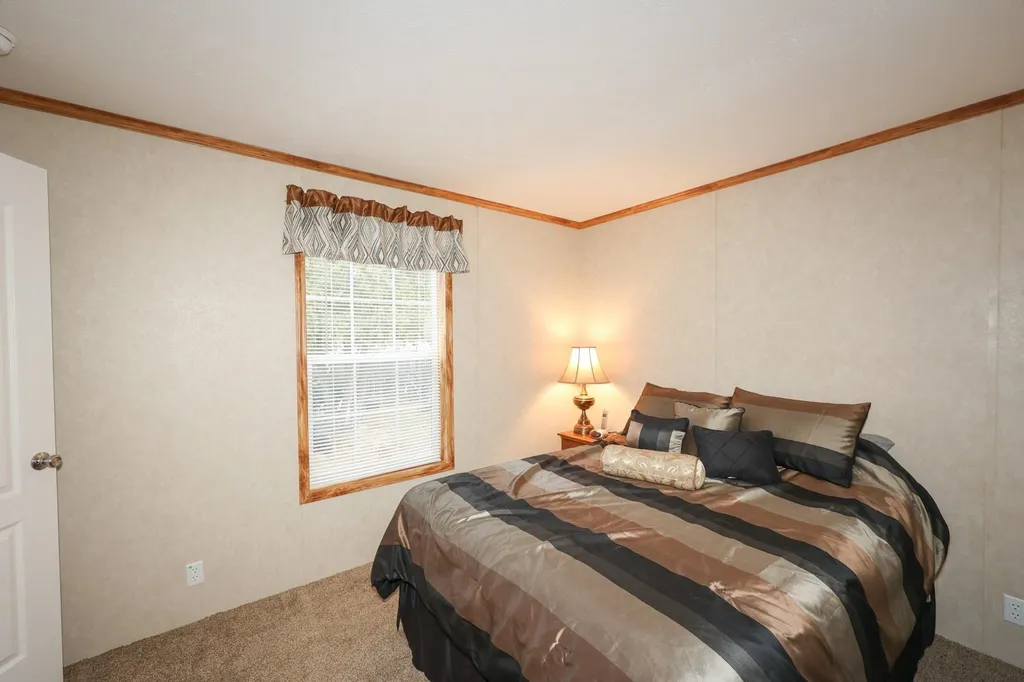 9 Mark Drive Allenstown NH 03275