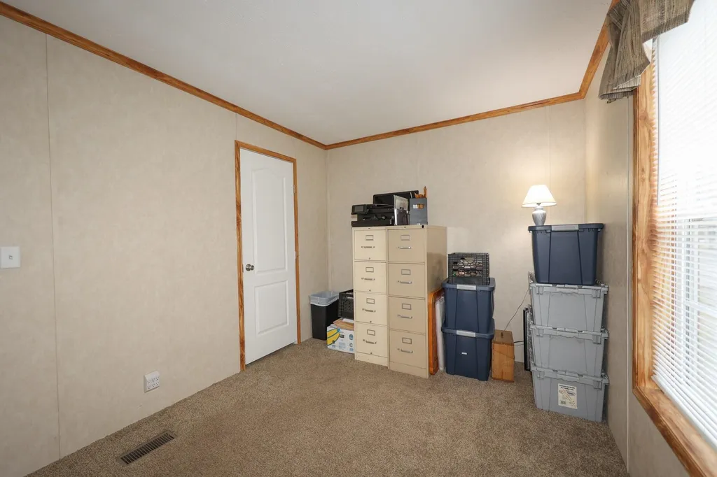 9 Mark Drive Allenstown NH 03275