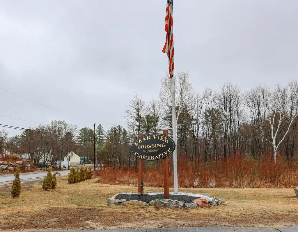 9 Mark Drive Allenstown NH 03275
