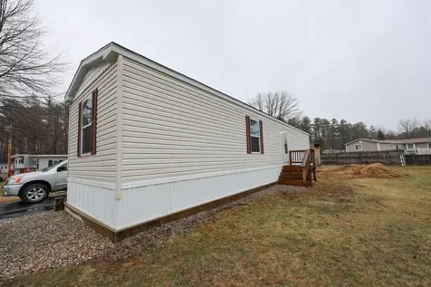 9 Mark Drive Allenstown NH 03275