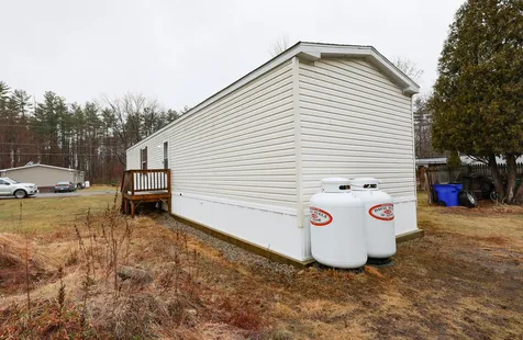 9 Mark Drive Allenstown NH 03275