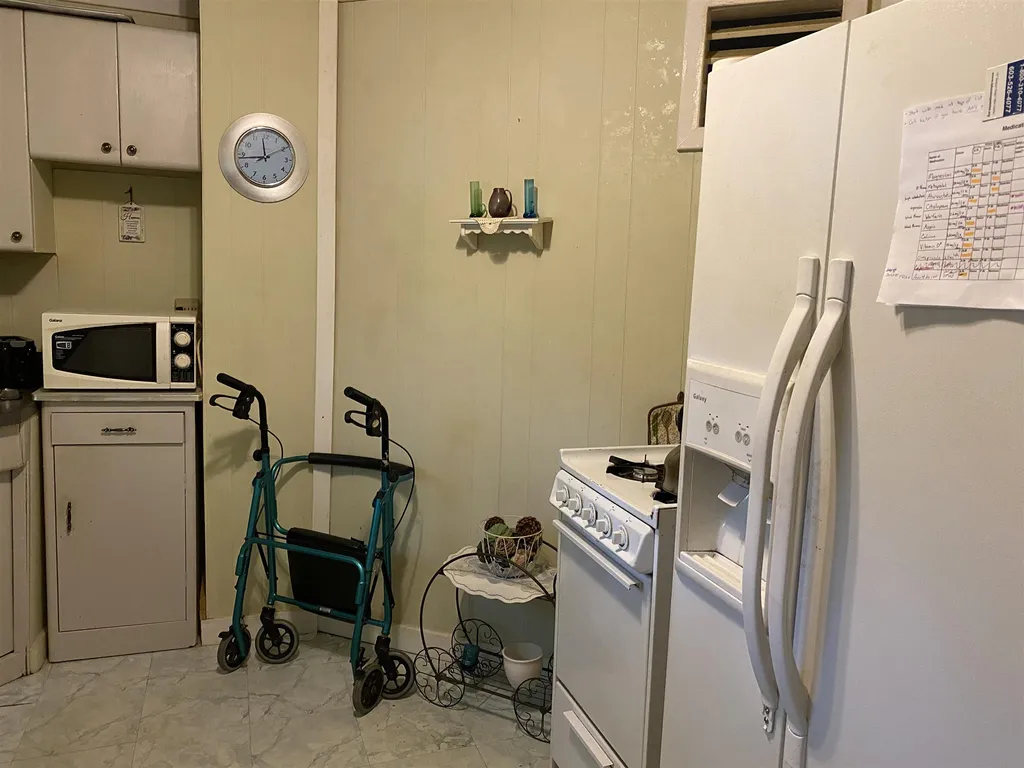 54 Prospect Street Claremont NH 03743