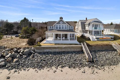 1016 Ocean Boulevard Hampton NH 03842
