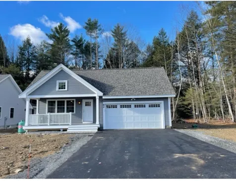 62 Three Ponds Drive Brentwood NH 03833